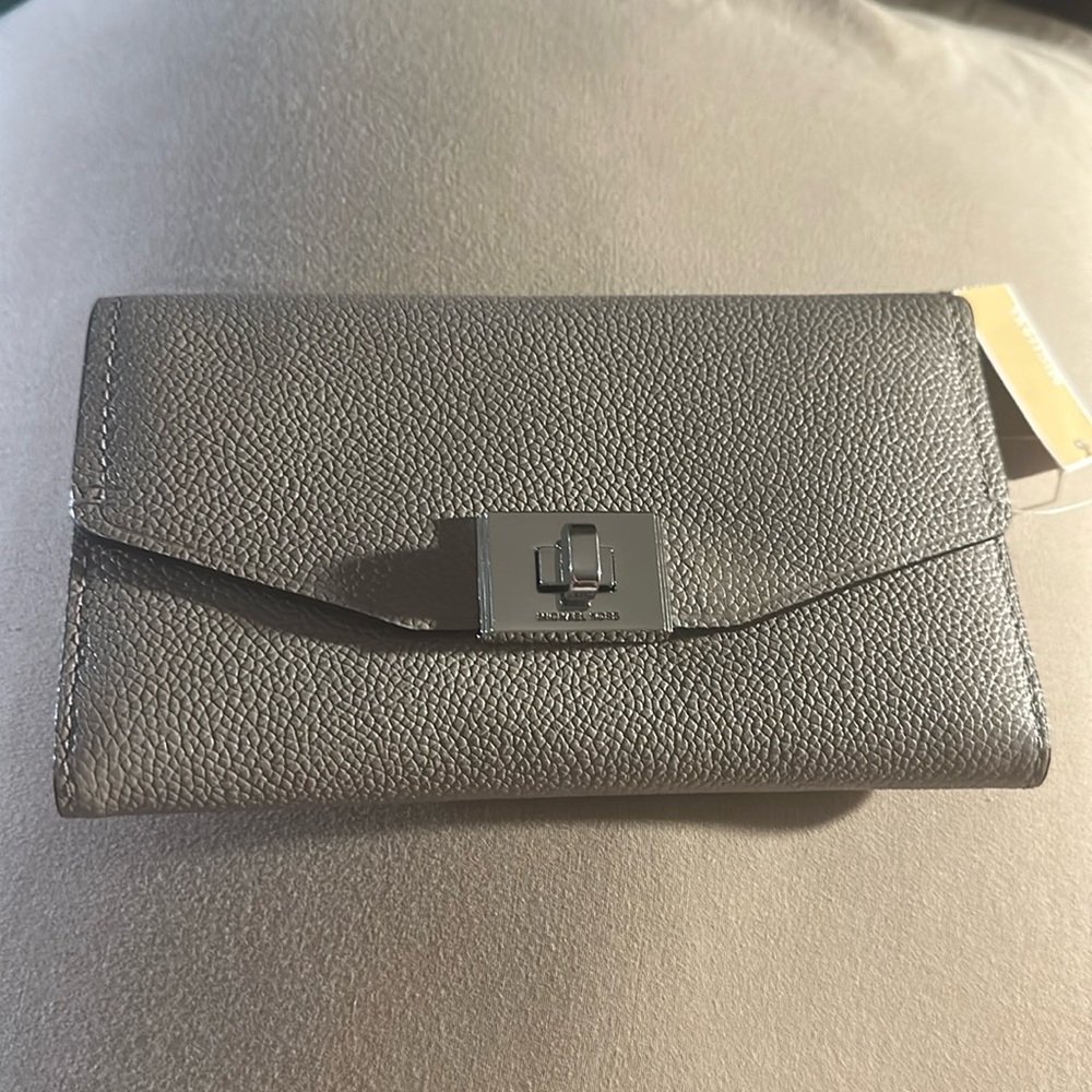 Michael Kors NWT leather wallet